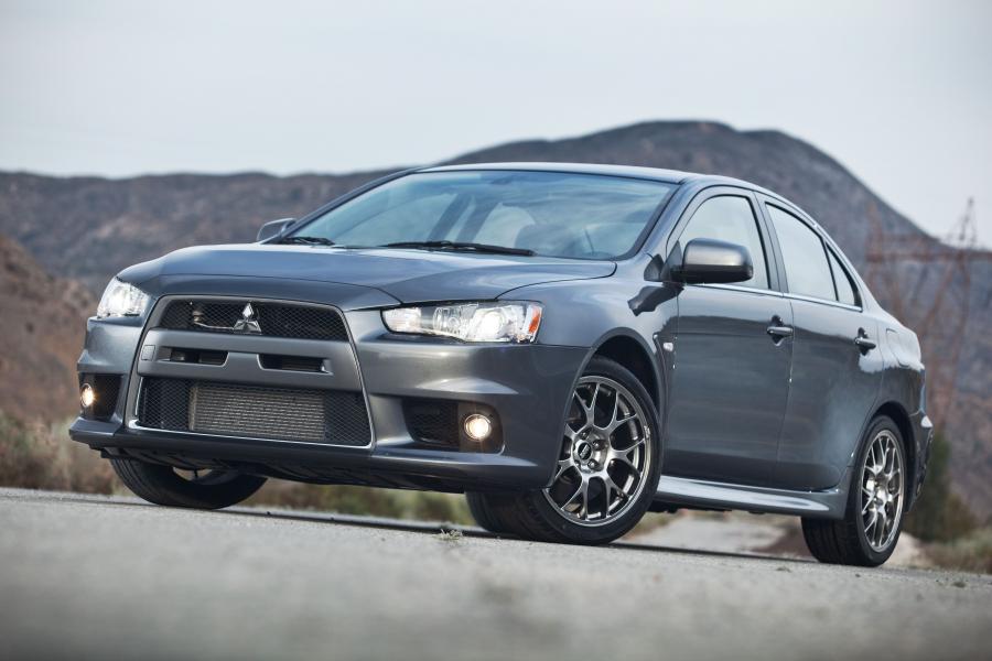  Mitsubishi Lancer Evolution X MR Touring 2012 года  (фото 34 из 34)